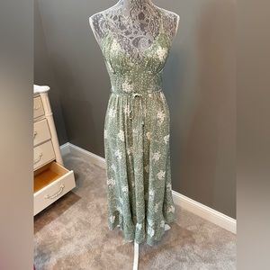 Floral print sage midi dress